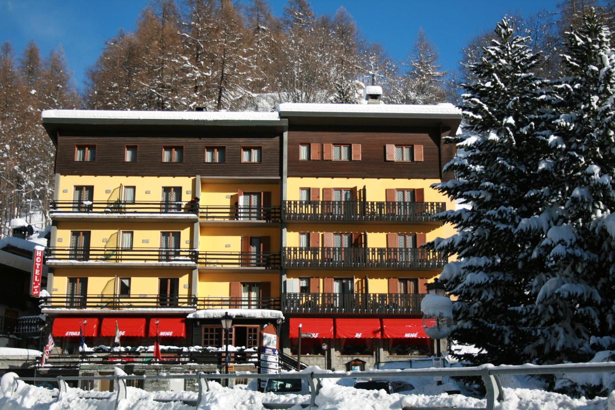 Hotel Etoile De Neige Вальтурнанш Экстерьер фото