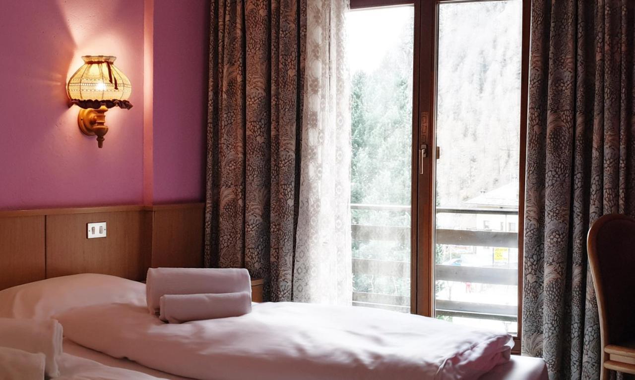 Hotel Etoile De Neige Вальтурнанш Экстерьер фото